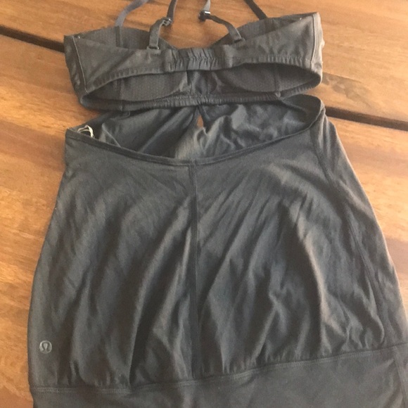 Lululemon tank with bra - Picture 3 of 6